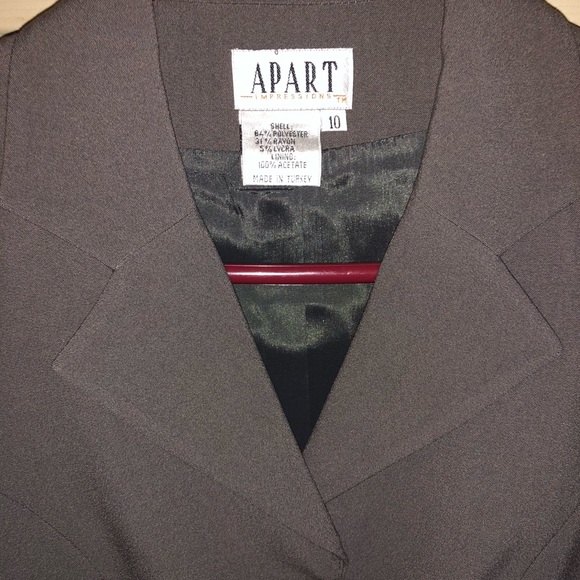 Work attire - Picture 4 of 4